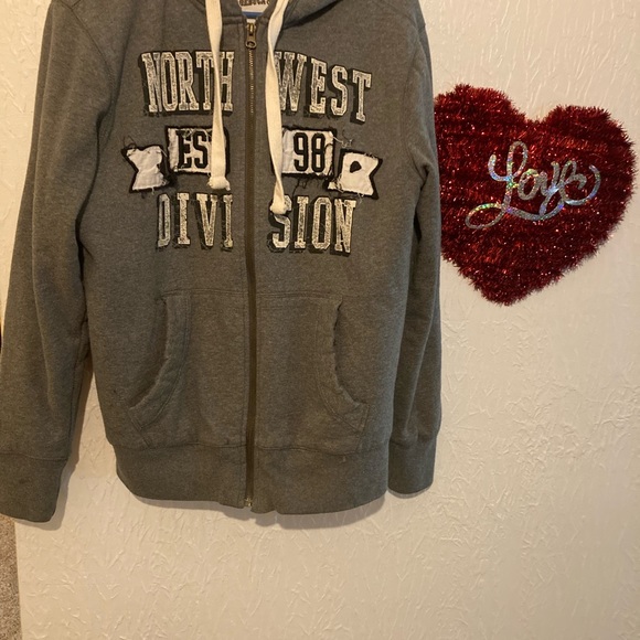 Wow Roebuck & Co Comfy Jacket. NWOT - Picture 4 of 5